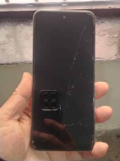 Infinix hot 30play . 4/64.