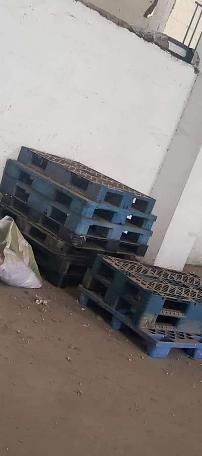 Plastic pellets for Sale.