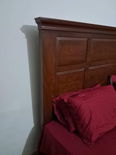 Premium Wood King Size Bed & Antique styled 3 drawer cabinet