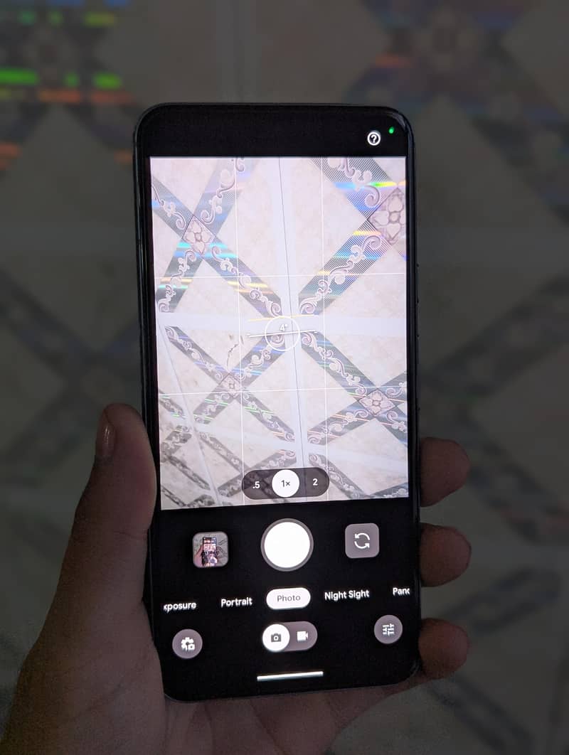 Google pixel 8 5