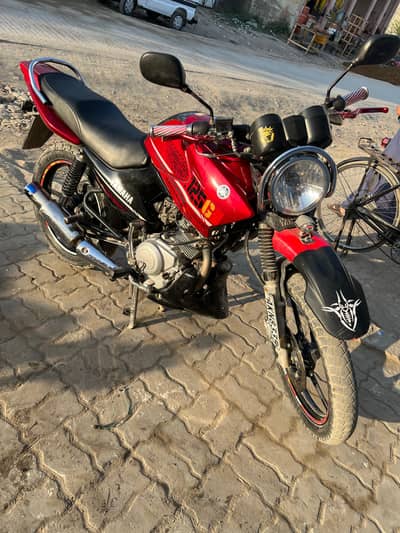 bike ok h bas battery Kam NAHI krti Baki bike full ok ha