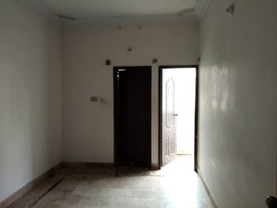 2 bed drawing dining flat for rent nazimabad 2 west open