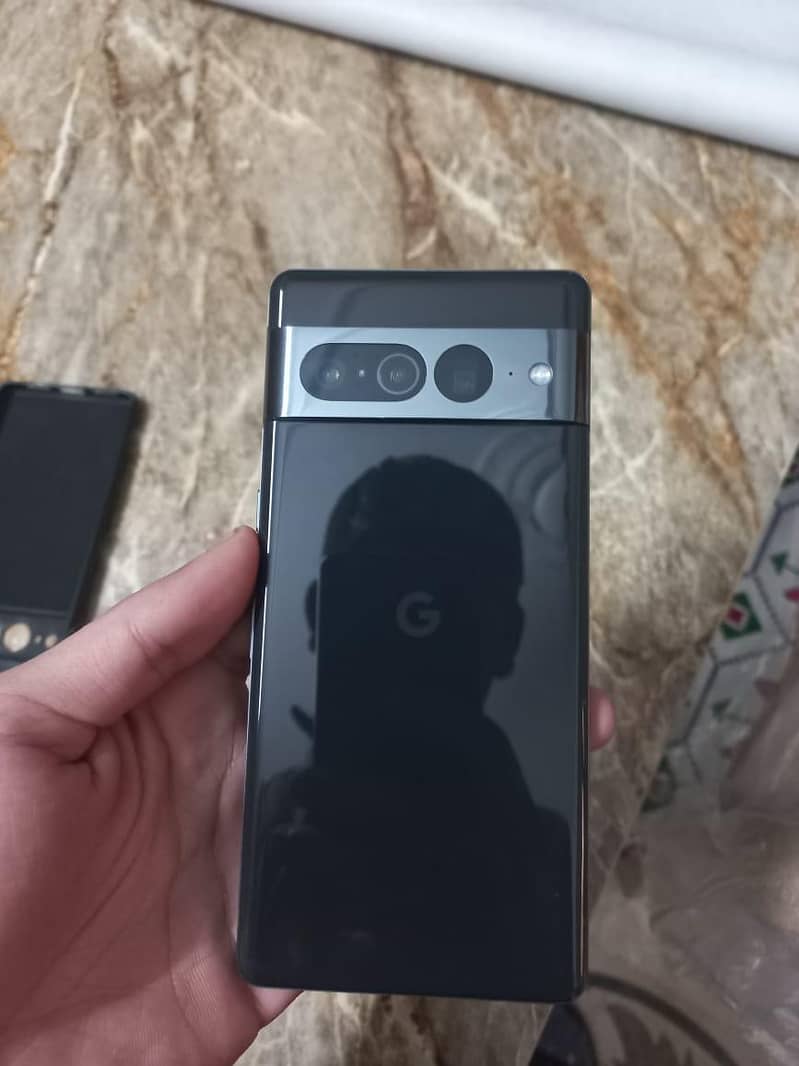 Google pixel 7 pro 4