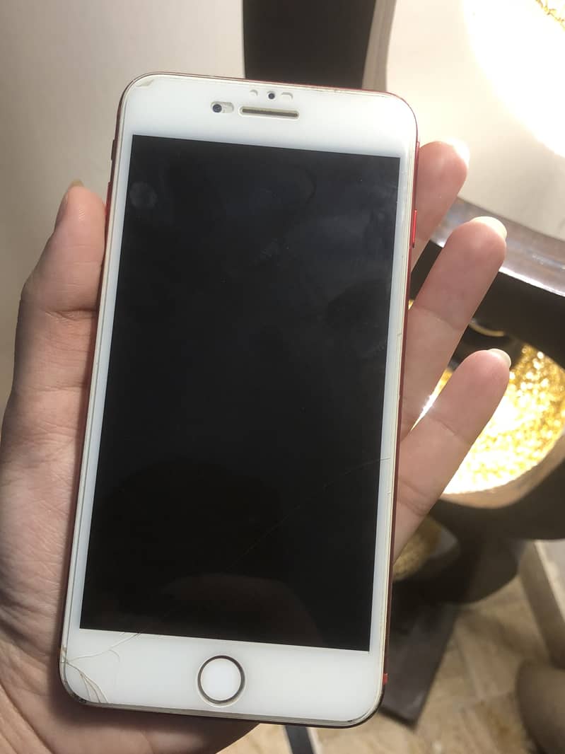 Apple iPhone 7 Plus 6