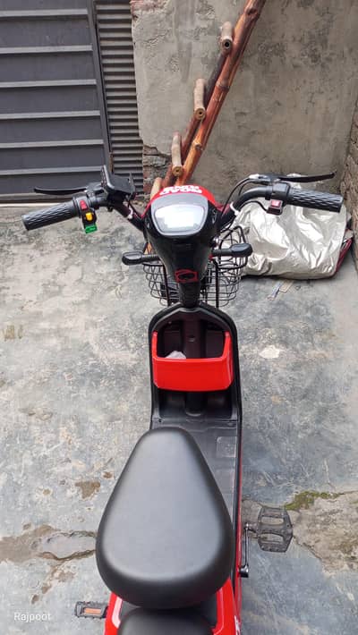 road king scoty and cycle