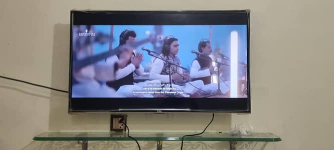 TCL  Smart led 41inch