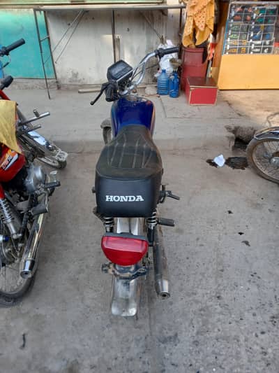 united 70 2016 model.