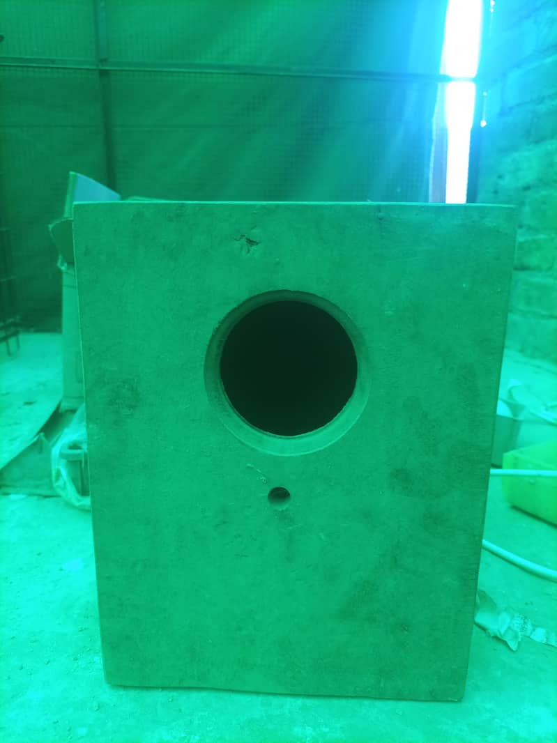 Breeding Box 2