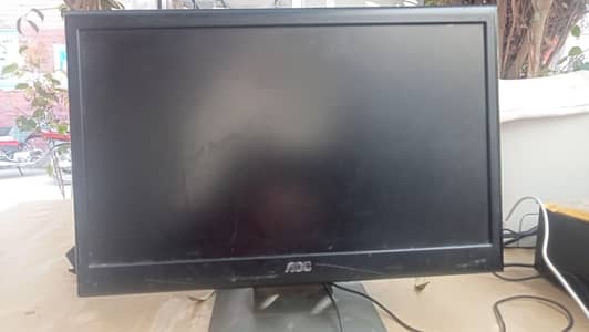 Aoc 19" LCD for computer and fujitsu desk top computer