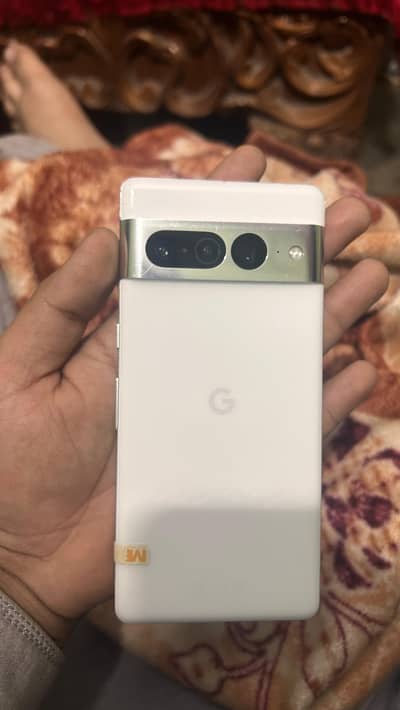 pixel 7 pro. 12 . . 256:::(:03287538034)