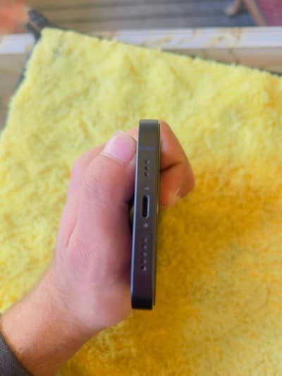 noi phone 13 jv siraf 17 din chla ha non active liya tha