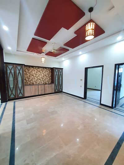 9 Marla Beautiful Upper Portion Prime Location All Facilities Servant Quarter Parking G-14/4