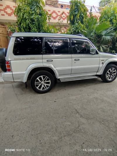 Mistbishi pajero exceed