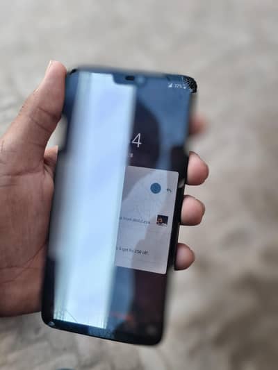 one plus 6 /8/128 condition 10/5 only serious customer contact me