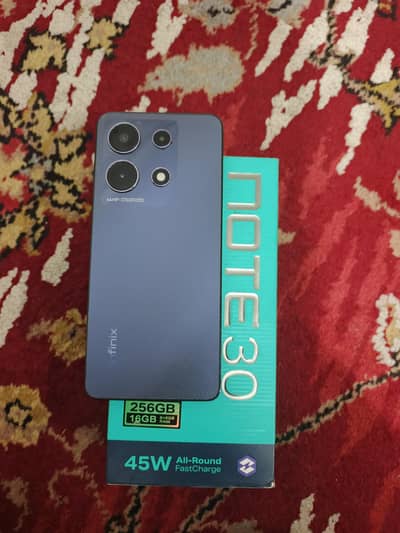 Infinix note 30 8/256 complet box
