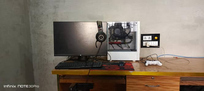 Ryzen 5 8400 F | Nvidia 1660 Super | 16GB DDR5 | 128 NVME + 1TB SSD