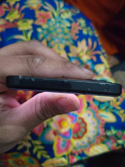 i am selling my mobile phone. relame c53 6/128.28k