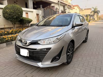 Toyota Yaris ATIV 1.5 X full option