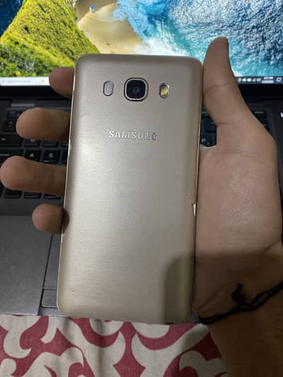 Samsung j5