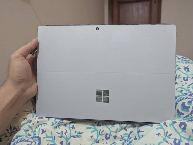 Microsoft Surface Pro 0