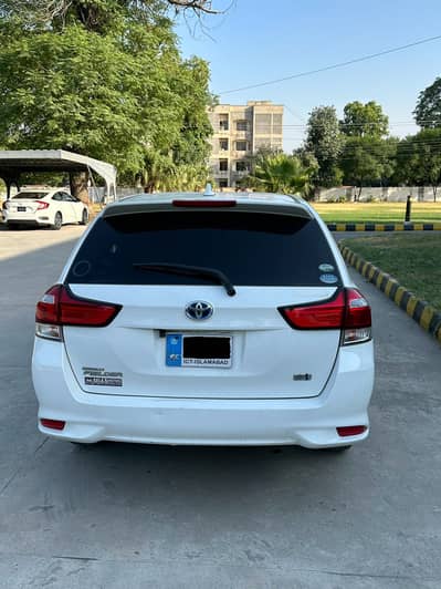 Toyota Fielder G Aerourter