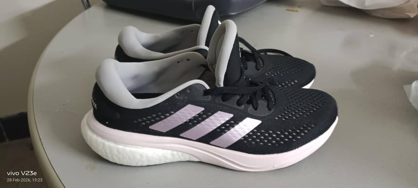 adidas supernova 4