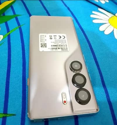 Tecno camon 40 pro 10/10 condition