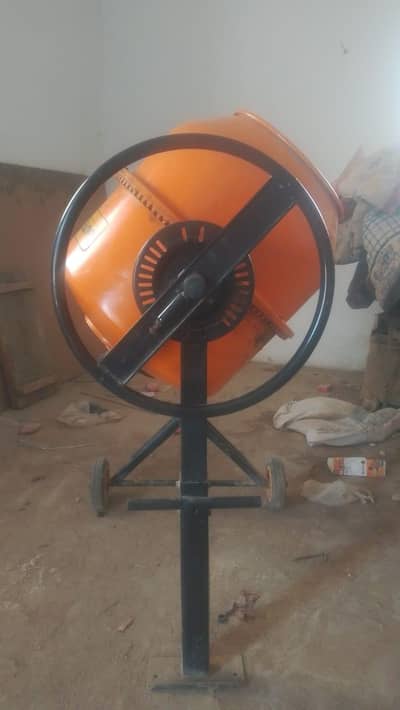 Electric concrete half-bag mixture with wheel and stand