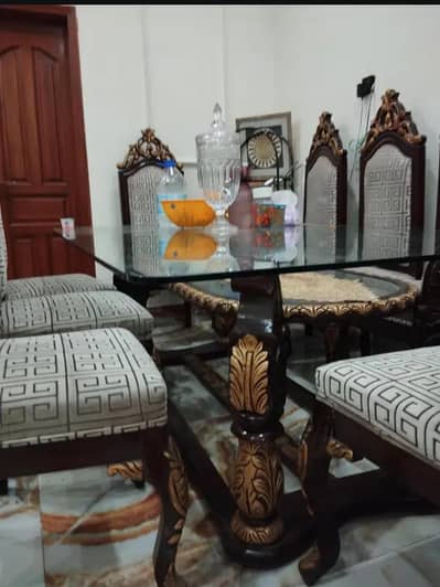 dining table Set Almost New – Urgent Sale Lahore
