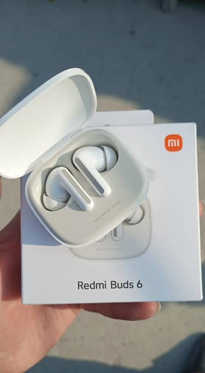 Only A few days used Xiaomi Redmi buds 6 | Bluetooth earbuds | Airpods