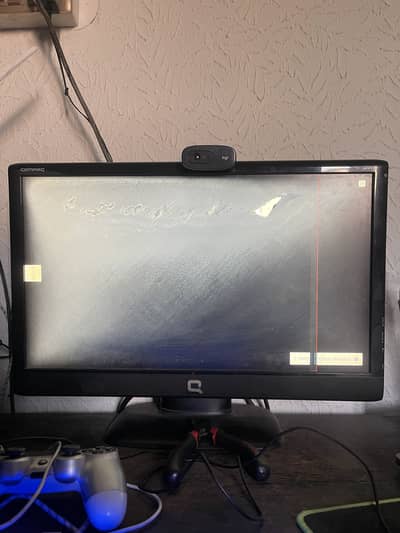 HP Compaq Q2210s [LCD Damaged]