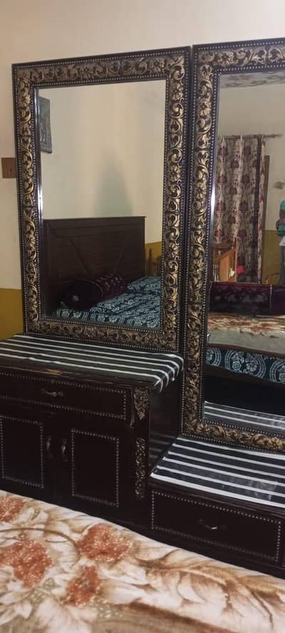 dressing double mirrors