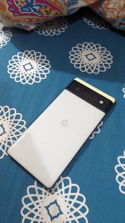 google pixel 6 8/128 gb lush condition for sale