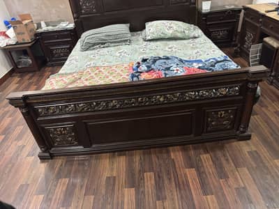 Complete Bed Set
