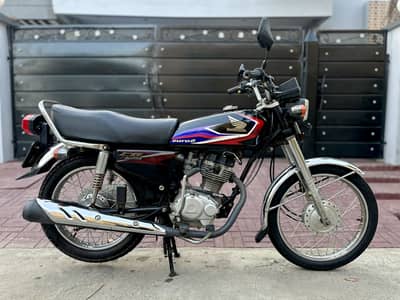 Honda CG 125 - 2016