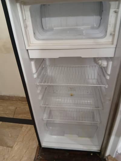 A used refrigerator in good condition for asale