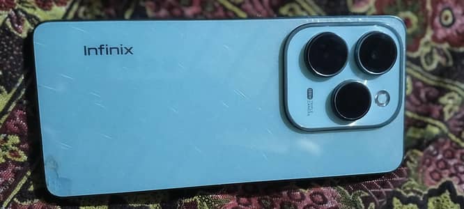 Infinix hot 40 pro (8Gb-128 Gb)10/10 condition official PTA proved