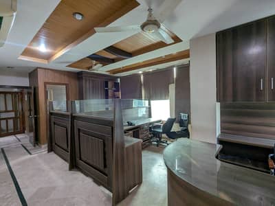 1100 Sq Feet 2nd Floor Old Building Office Available On Rent Located In I-8 Markaz Main Double Road