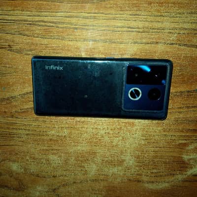 10/10 first owner 12+6 GB or 256Ram