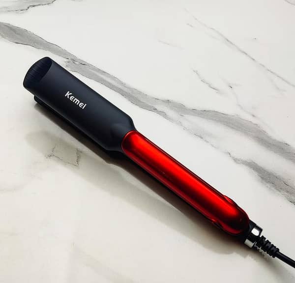 Kemei KM-531 Original Hair Straightener | Ceramic Hair Styling Iron | Fast Heating