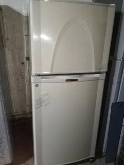 Dowlance Brand Frj  excellent Cooling Oky neatand cleancondition