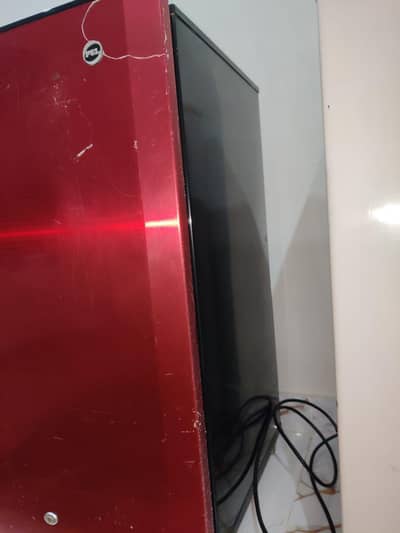 بجلی کی بچت کے ساتھ بیل منی فرج PEL