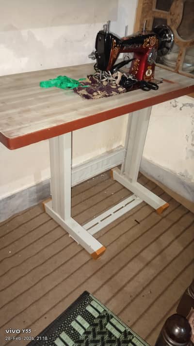 Sewing machine Table