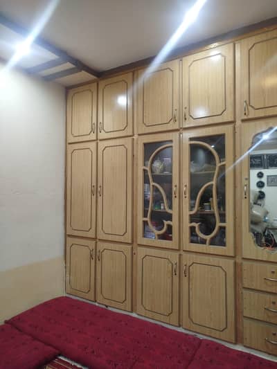 الماری برائے فروخت