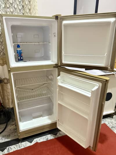 Dawlance refrigerator