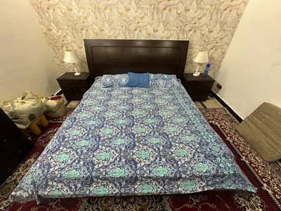 Solid Plywood Bed Set for Sale, Durable & Well Maintained