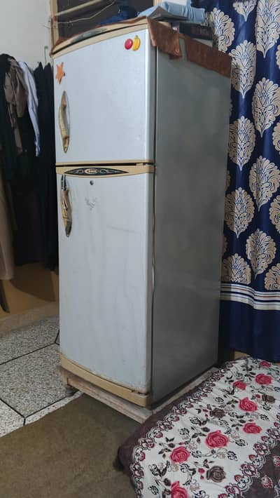 refrigerator selling