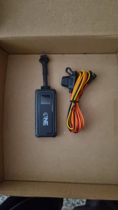GPS TRACKER AVAILABLE FOR CAR AND BIKE