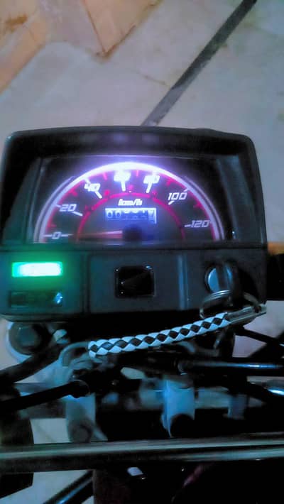 CD 70 2022 MODEL LIKE NEW