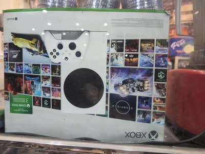 xbox series S 512 Gb digital only box opened